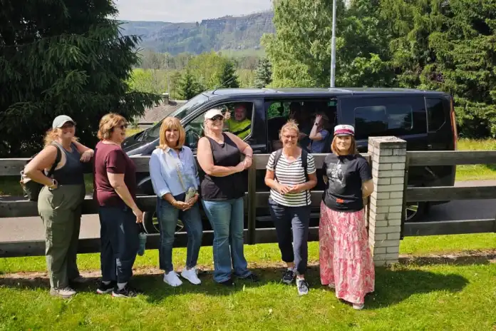 Relaxing Tour Minibus